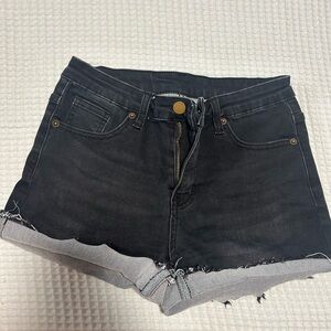 Born primitive medium black Jean shorts